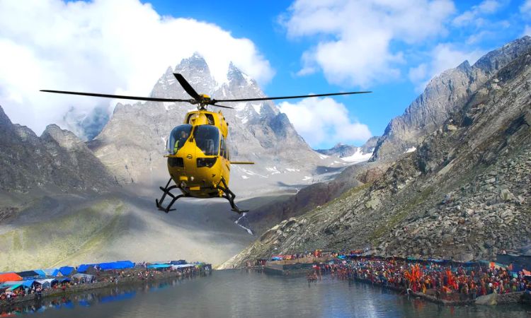 Helicopter to Manimahesh